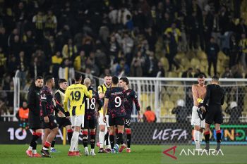 Lyon dan Rangers amankan kemenangan pada leg pertama babak 16 besar
