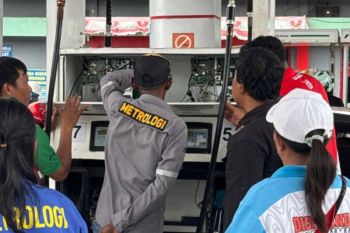 Pemkab Mimika-PT Pertamina pastikan BBM untuk warga sesuai standar