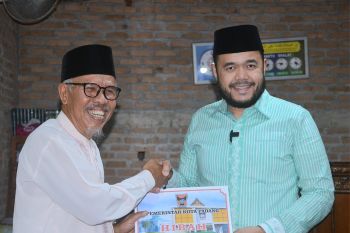Wako Fadly Amran bersama Tim Safari Ramadhan I Pemko Padang kunjungi Mesjid Al Jadid Muhammadiyah Pauh