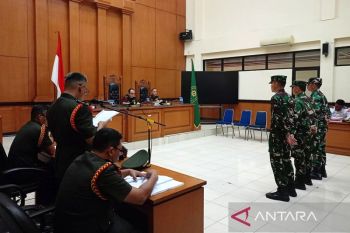 Dua penembak bos rental dituntut penjara seumur hidup dan dipecat