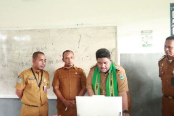 1.686 siswa  SMA/SMK di SBT Maluku ikut UNBK dengan lancar