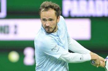 Medvedev melaju ke 16 besar setelah lawannya mundur dari Indian Wells