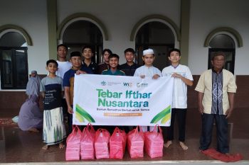 Wahdah Islamiyah salurkan 16 ribuan paket buka puasa di berbagai daerah se Sultra