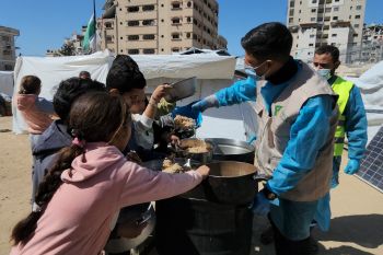 Dompet Dhuafa salurkan 14.000 paket makanan untuk sahur dan berbuka bagi warga di Gaza