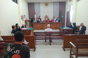 Oknum PNS Dinas Litbang Lampung disidangkan karena diduga aniaya anak di bawah umur