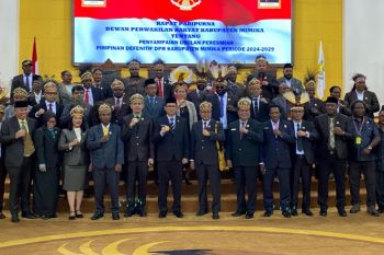 DPRK Mimika tetapkan penggunaan tas noken setiap agenda rapat paripurna