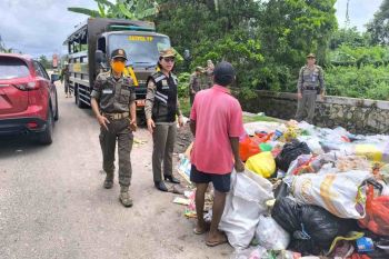Satpol PP Kalteng giatkan pengawasan ke sejumlah lokasi tegakkan perda