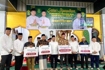 BRK Syariah salurkan Program CSR ke Masjid Al Muttaqin