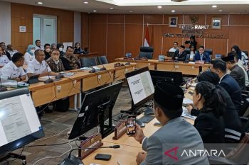 Pencarian KJP plus dipertanyakan DPRD karena tiga kali diundur