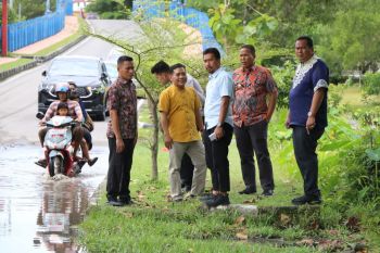 Pemkot Pariaman pastikan perbaiki jalan pendukung pariwisata jelang lebaran