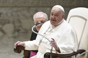 Kondisi Paus stabil hasil rontgen menunjukkan perbaikan