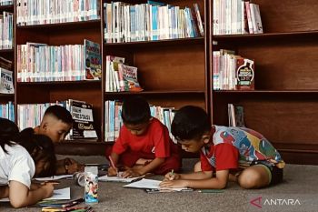 Dinas Perpustakaan Mimika berupaya tingkatkan minat baca siswa