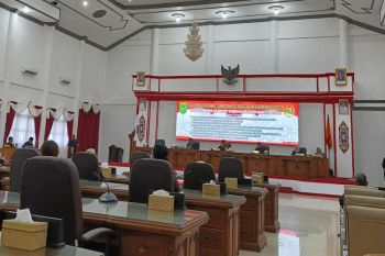 Tiga fraksi DPRD Barsel sepakat empat raperda dibahas ke tahap selanjutnya