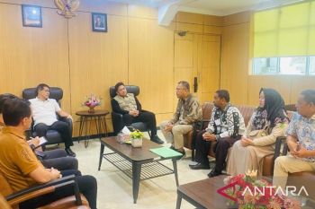 Kemenag kolaborasi Pemkot Bitung berangkatkan CJH 2025