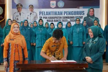 Bupati Sumbawa Barat ajak PKK sukseskan program pemerintah