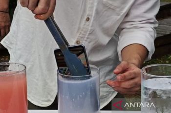 Tips hangatkan makanan sahur hingga uji ketahanan Oppo A5 Pro direbus