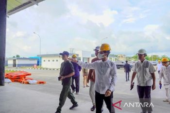 Bupati Dompu soroti kendala penyerapan hasil tani di CDC milik Bulog