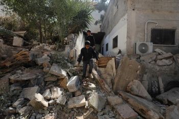 PBB: 63.000 metrik ton makanan menanti pencabutan blokade bantuan Gaza