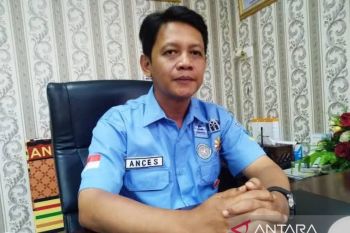 Pemkot Padang pasang lampu jalan di titik rawan kriminalitas