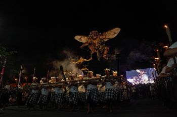 Pemkab Badung tingkatkan kreativitas pembuatan ogoh-ogoh oleh generasi muda