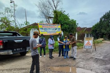 Meski bukan ruas prioritas, Pemprov Lampung lakukan perbaikan jalan Metro-Wates