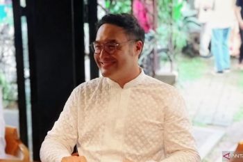 Surya Saputra kenalkan hidangan Betawi berbahan ikan nila kepada anak