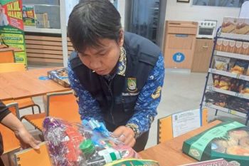 Disperindagkop UKM Kota Tangerang awasi penjualan parsel