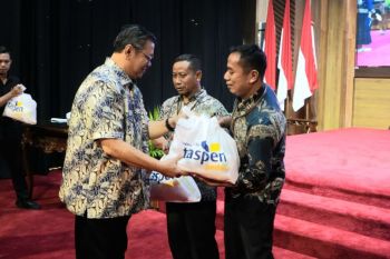 TASPEN Peduli salurkan 7.300 sembako gratis pada Ramadhan 1446 Hijriah