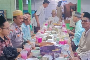 Warga Pulau Sabira langgengkan tradisi berbagi takjil di Ramadhan