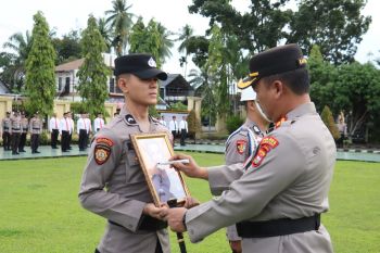 Polres Pasaman Barat gelar upacara pemberhentian seorang personel