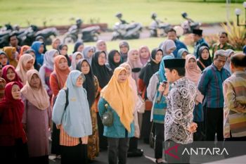 Bupati Dompu ajak ASN tingkatkan kedisplinan dan taati aturan