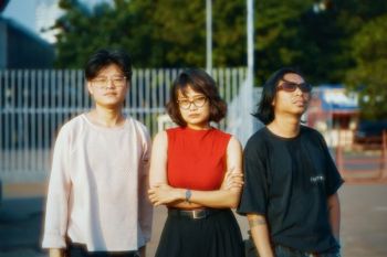 MRNMRS kembali ke dapur rekaman, rilis album perdana "Bashed Up"