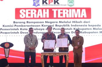 Pemkot Surabaya terima hibah barang rampasan negara dari KPK