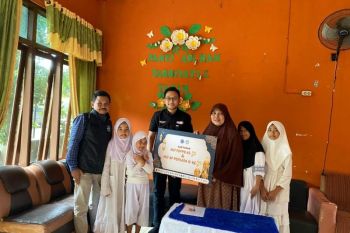 Serikat Pekerja Pertamina santuni anak yatim di Jateng dan DIY