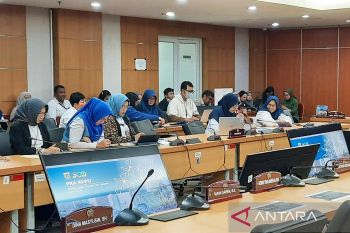 Dinsos DKI cairkan bansos sebelum Lebaran 2025