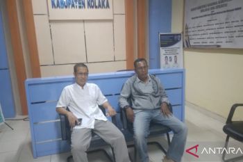 BNN Kolaka bebaskan tiga pengguna Narkoba setelah di tahan di kantor BNN