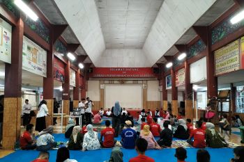 Narapidana Lapas Padang jalani buka puasa bersama keluarga (Video)