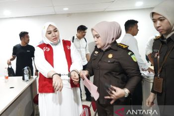 Terdakwa pemilik kosmetik berbahaya Mira Hayati ajukan tahanan kota