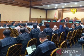 Saksi sebut impor gula mentah di era Tom Lembong