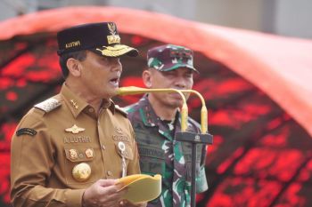 Gubernur Jateng: Pengusaha harus taati aturan operasional kendaraan