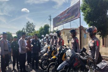 Polres Kulon Progo mendirikan dua pos pengamanan Operasi Ketupat 2025