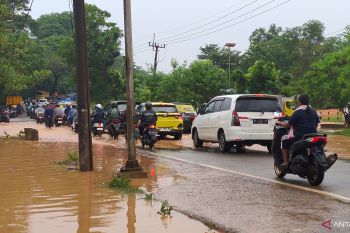 Pemkot ingatkan warga Batam waspada cuaca ekstrem