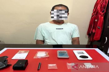 Pria paruh baya di Palangka Raya ditangkap polisi karena edarkan sabu