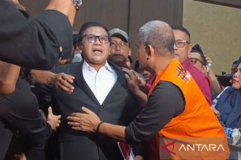 Hasto pesan seluruh kader PDIP tetap tenang dan dukung Megawati