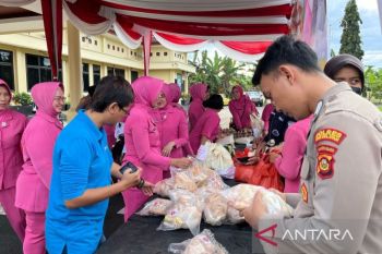 Polres OKU Selatan  gelar Bazar Ramadhan 2025
