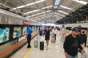 KAI Daop 2 Bandung prediksi puncak arus mudik H-3 Lebaran, siapkan ribuan perjalanan kereta