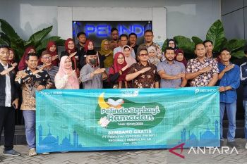 Pelindo Pangkalbalam bagikan 500 takjil buka puasa Ramadhan