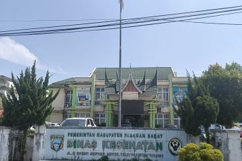 Dinkes Pasaman Barat siapkan tenaga kesehatan di posko terpadu Lebaran