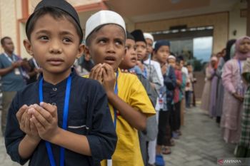 Cara mengajarkan puasa pada anak, bertahap dan tanpa tekanan