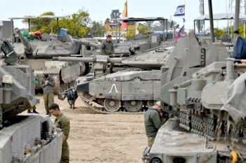 Blokade Israel, tewasnya staf PBB hambat pengiriman bantuan di Gaza